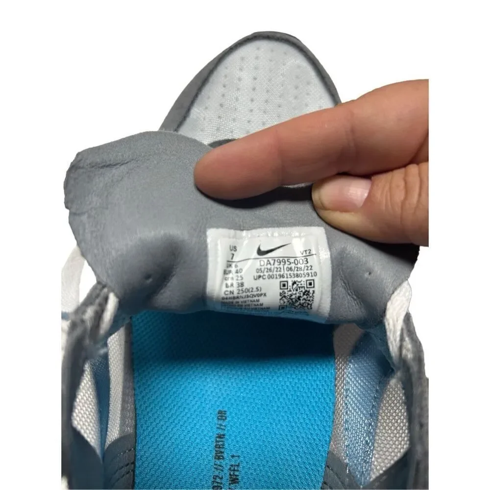 Nike Waffle Cool Grey Blue Size 7 Mens DA7995-003 Like New